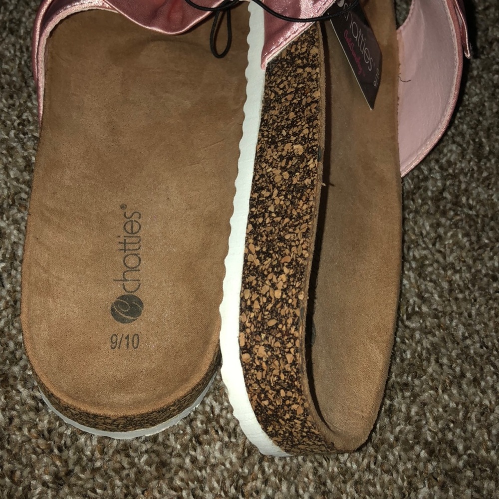 New Sandals - Picture 6 of 7